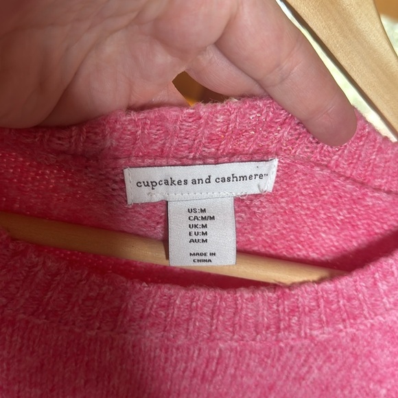 Cupcakes and Cashmere Ultra Soft Orange & Pink Ombré Sweater Size Medium - Picture 2 of 5